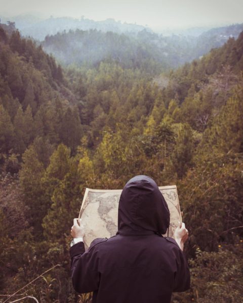 Entreprises: pour vos collaborateurs le temps de la carrière linéaire est terminé. Les métiers qui vont être exercés ne sont pas encore connus. Les accompagnements que nous proposons tiennent compte de ce paradigme.